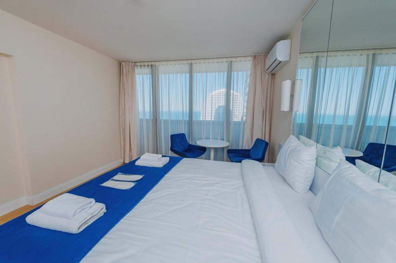 Panorama Aparthotel Orbi City Batum Dış mekan fotoğraf