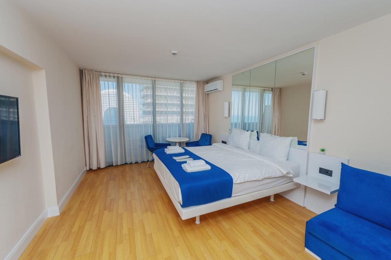 Panorama Aparthotel Orbi City Batum Dış mekan fotoğraf
